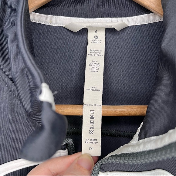 Lululemon tracker jacket - Picture 5 of 6